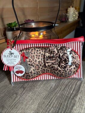 🌻5 for $30🌻 Leopard/Cheetah Print Satin Sleep Mask & Scrunchie Set